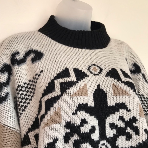 Vintage Adele Oversized Knit Geometric Snowflake Sweater Beige Black - Picture 2 of 10